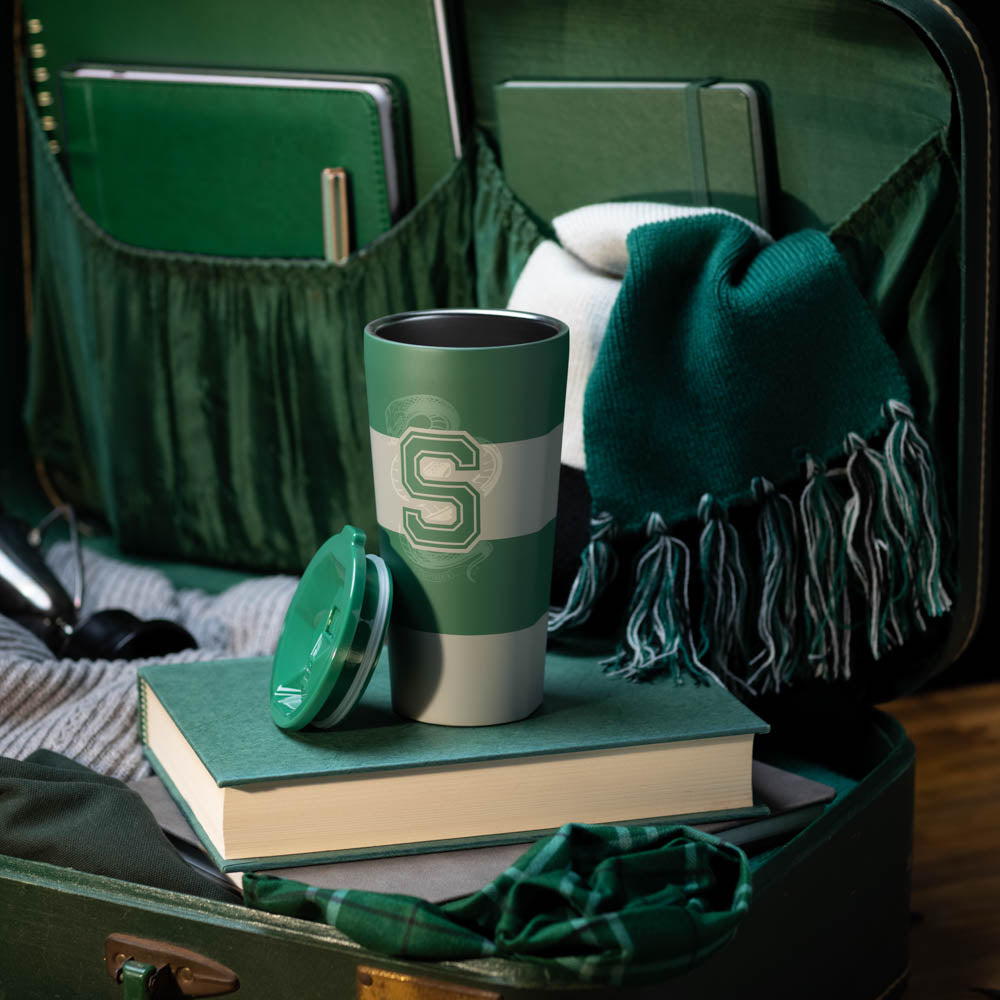 harry-potter-tumbler-d9 84ce9e4c9c5c--HarryPotter-Slytherin-4.jpg