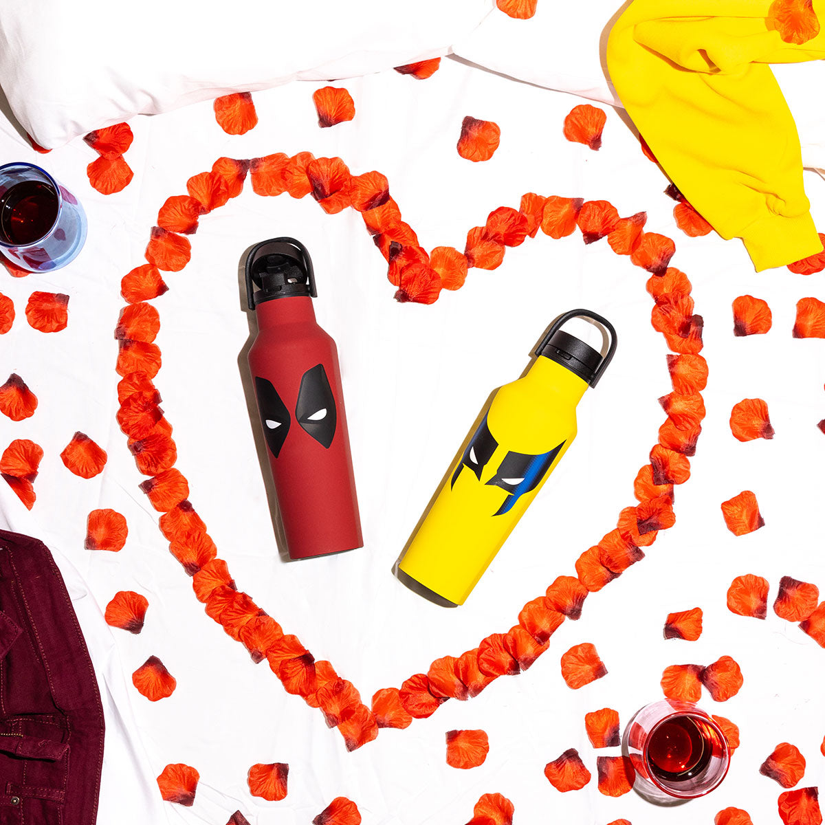 deadpool-and-wolverine-drinkware-h6 a7afce7e71cf--DeadpoolWolverine-PDPLifestyle2.jpg